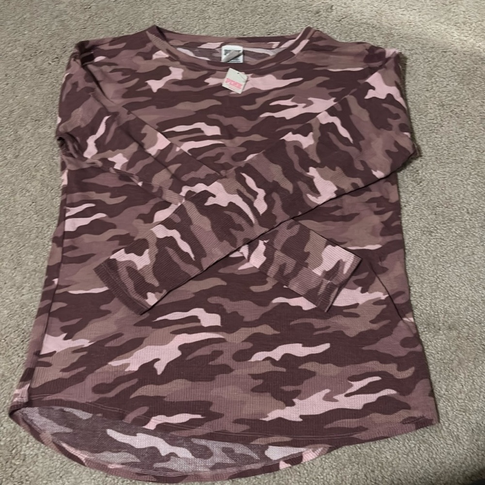 VS camo long sleeve